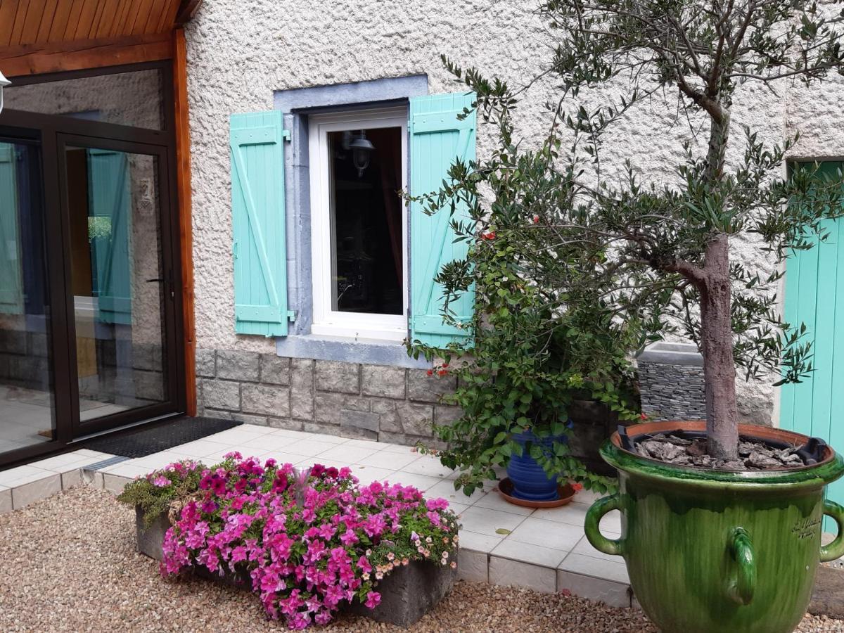 Bed and Breakfast La Ferme De Capucine Culhat Экстерьер фото